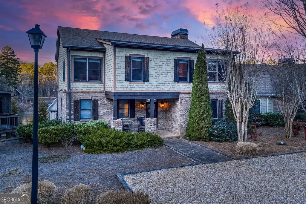 43 Seasons View Court, Clarkesville
