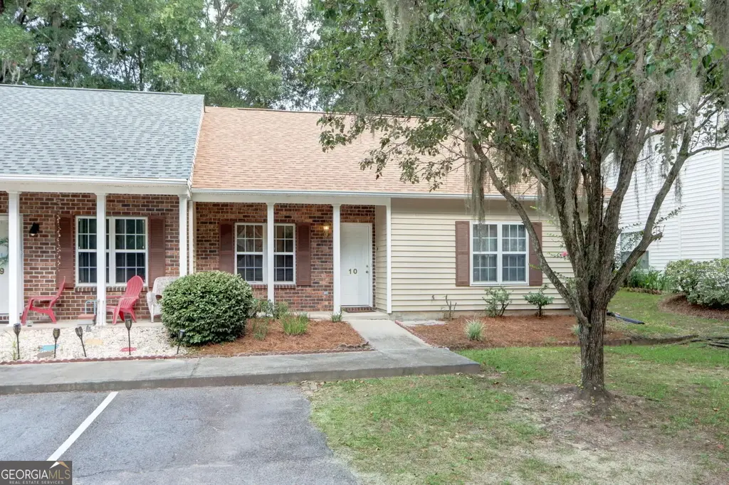 10 Chaintree Drive, Savannah