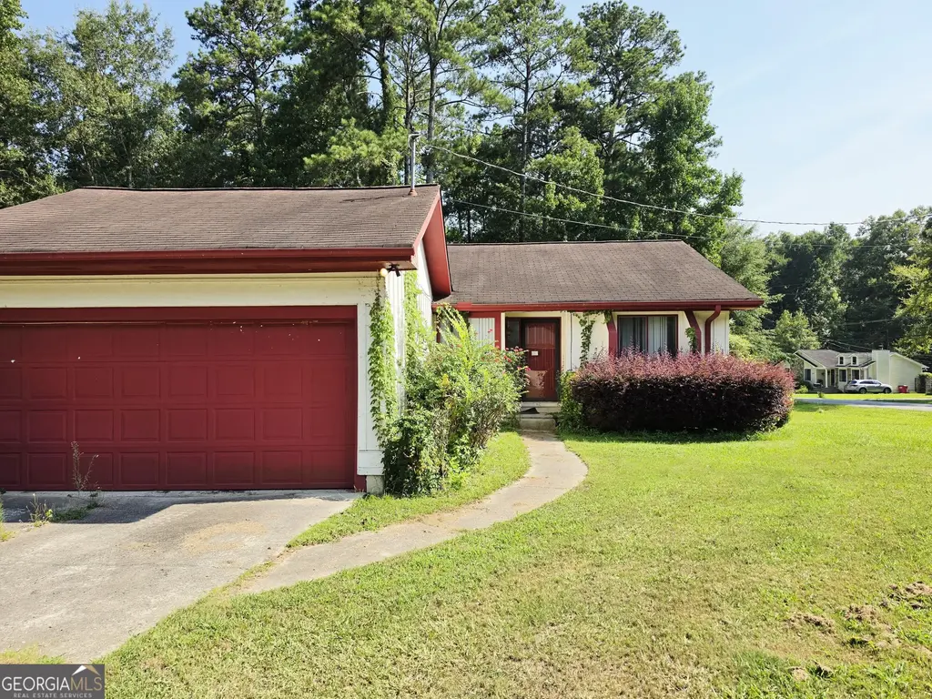 601 Friar Tuck Lane, Macon