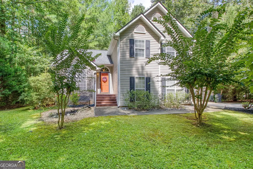 30 Orchard Hills Court, Newnan