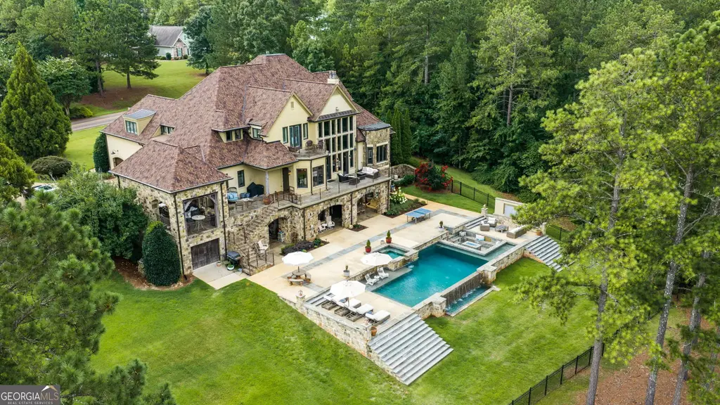 110 Fairway Run, Forsyth