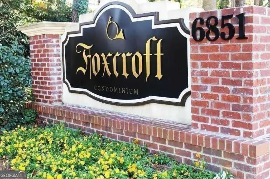 6851 Roswell Road O3, Atlanta