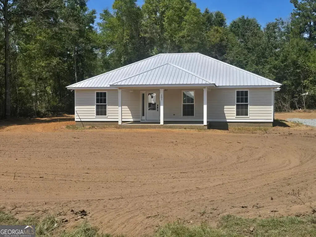 101 Bluegill Road, Vienna