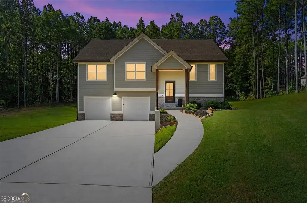 1145 Awenasa Drive, Villa Rica