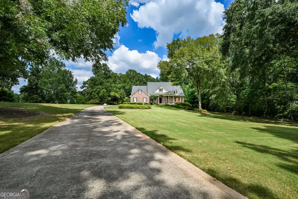 105 Meadow Trail, Social Circle