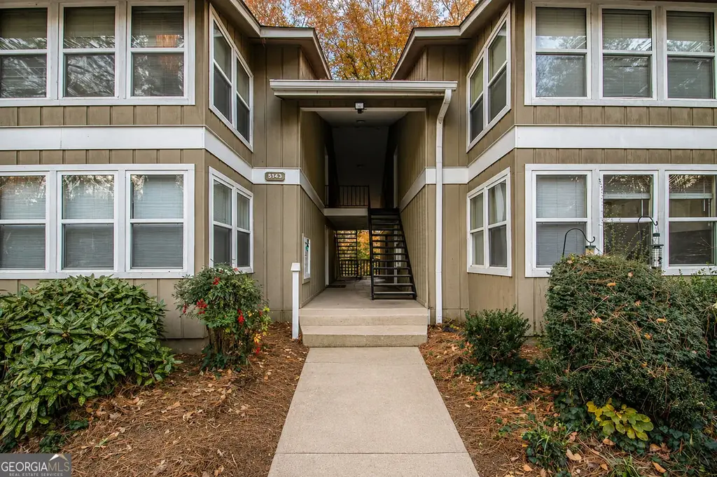 5143 Roswell Road 8, Sandy Springs