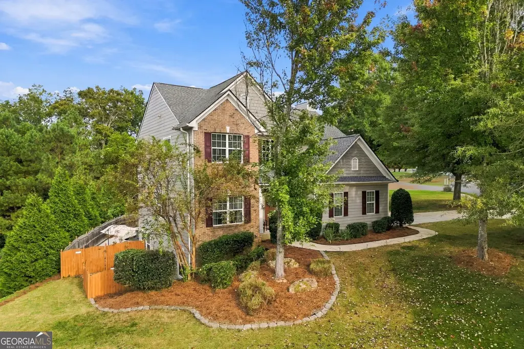 6605 Grove Crossing Court, Cumming