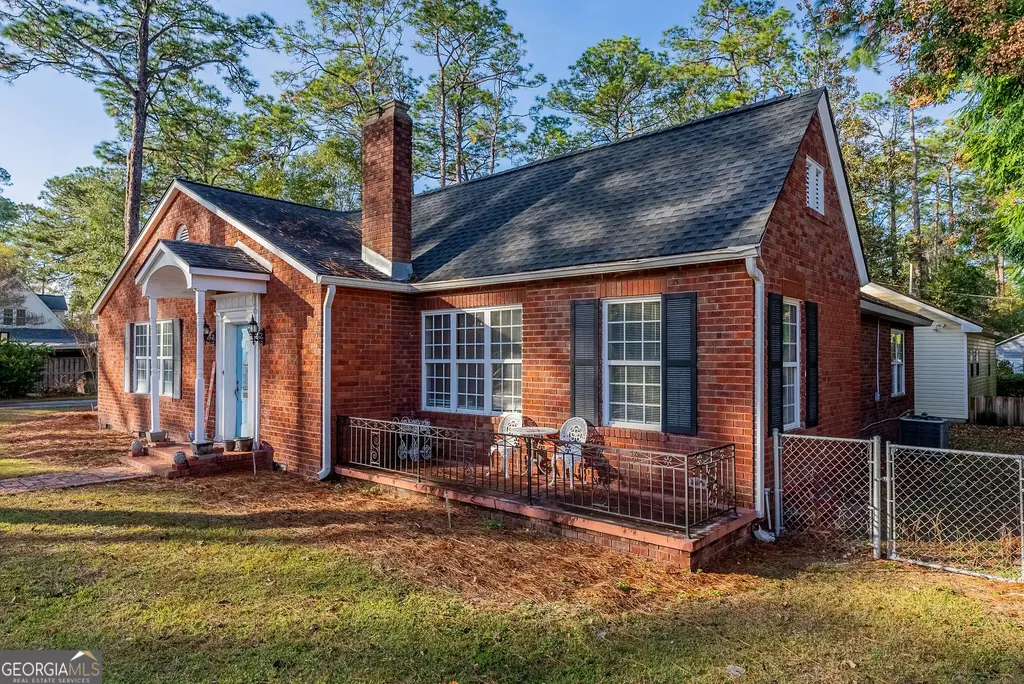 707 Euclid Avenue, Waycross