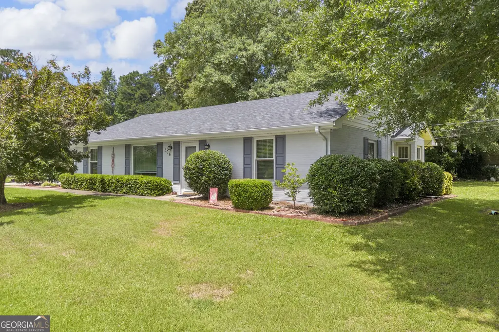 506 Ridgecrest Drive, Elberton