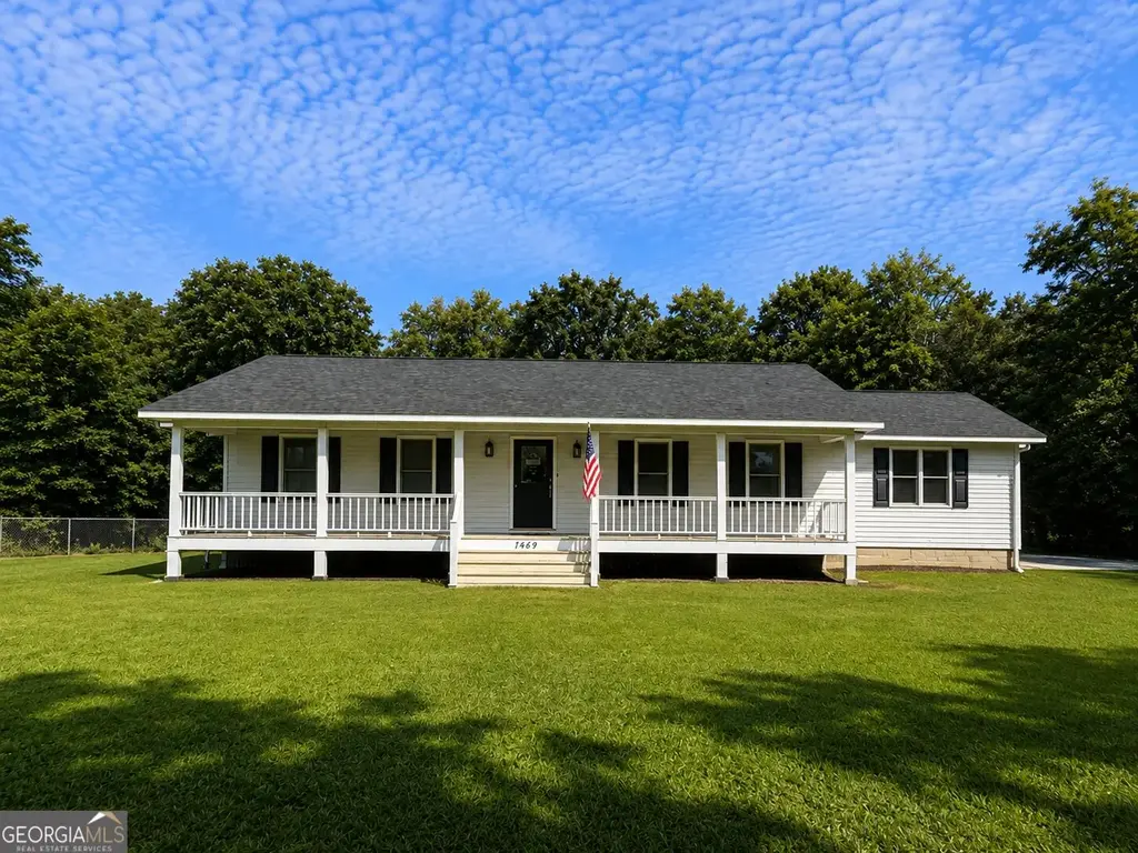 1469 Main Street, Comer