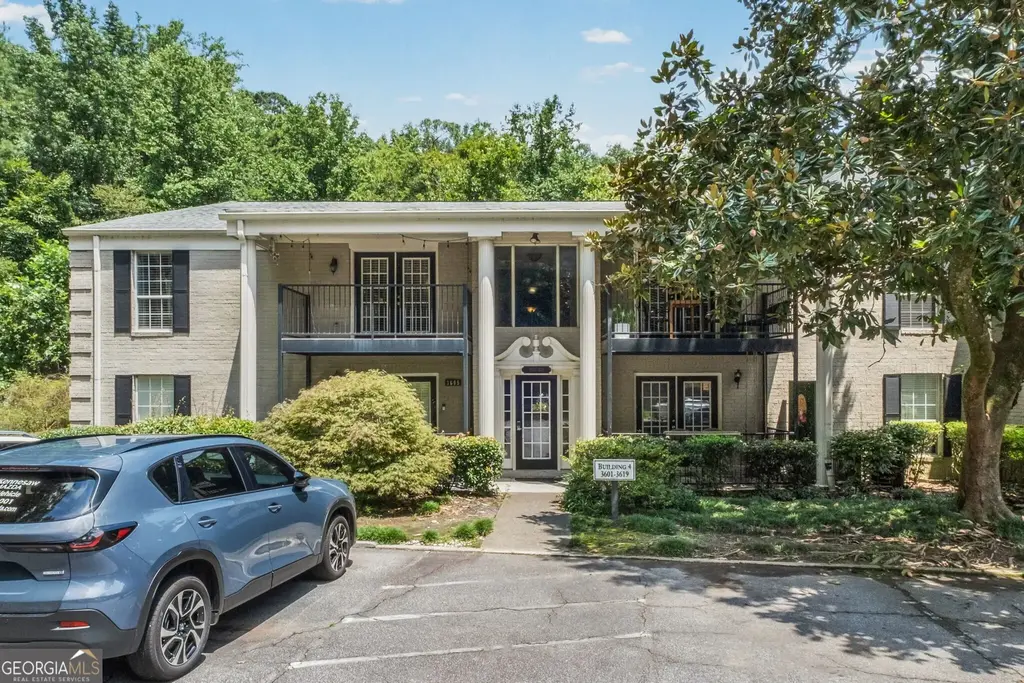 3613 Essex Avenue 60, Atlanta