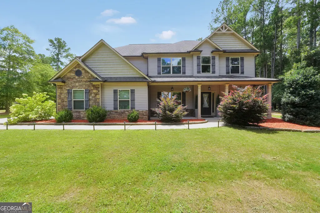 202 Jackson Lake Road, McDonough