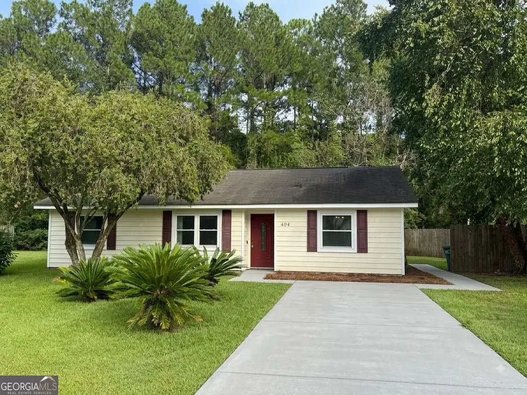 404 Potomac Court, St. Marys