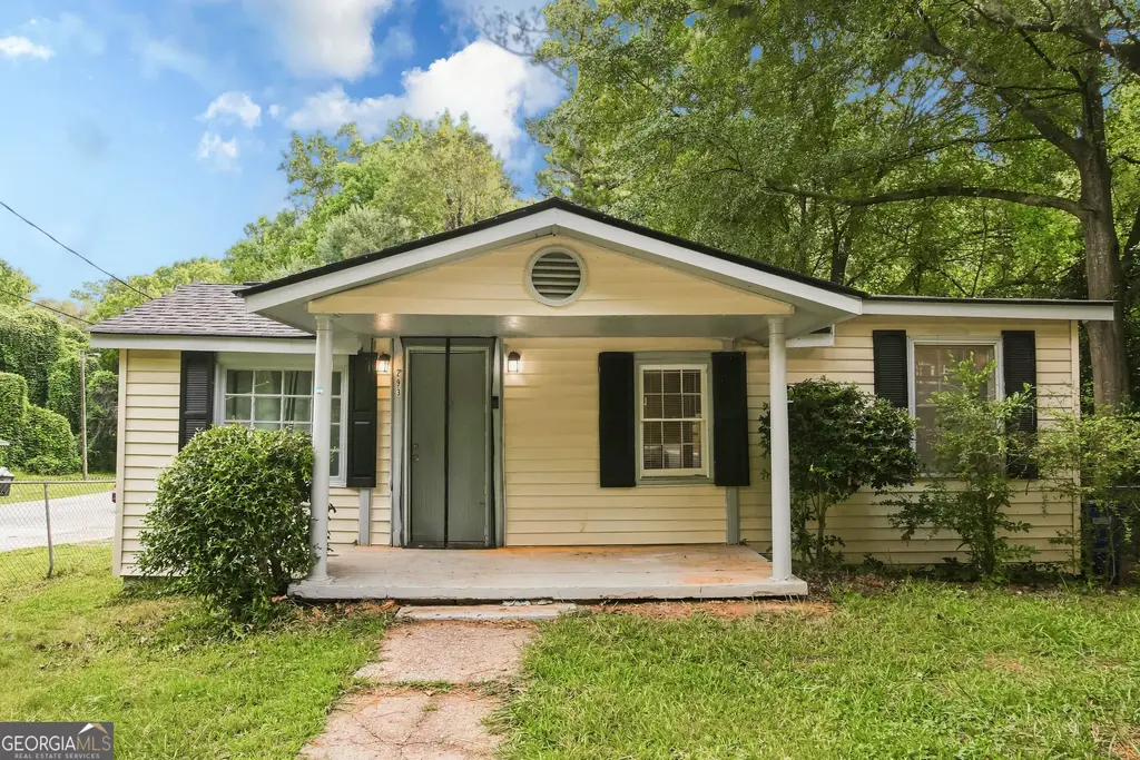 293 E Carver Drive, Athens