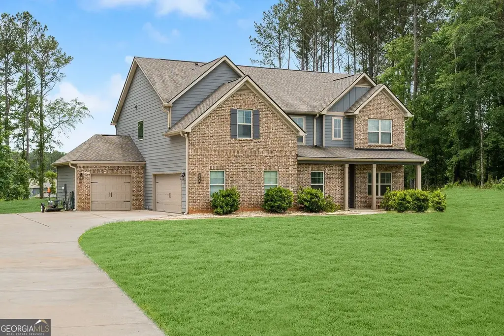 405 Mcdonough Road, Fayetteville