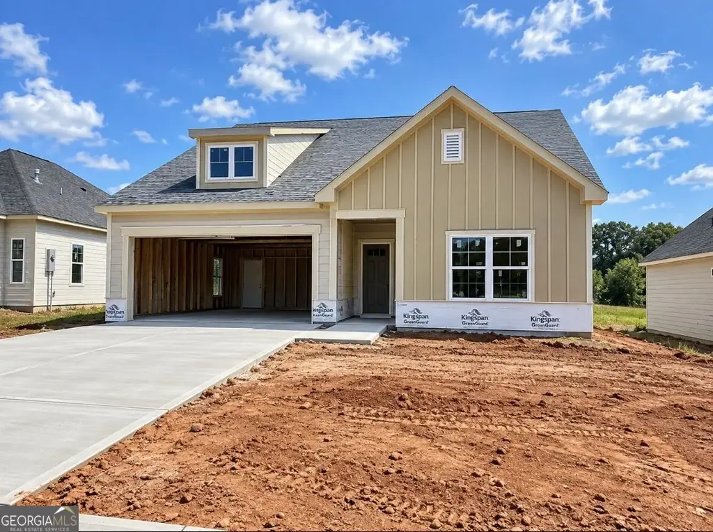 123 Cottage Grove Circle, Eatonton