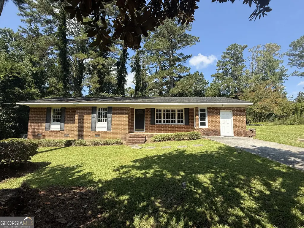721 Central Road, Thomson