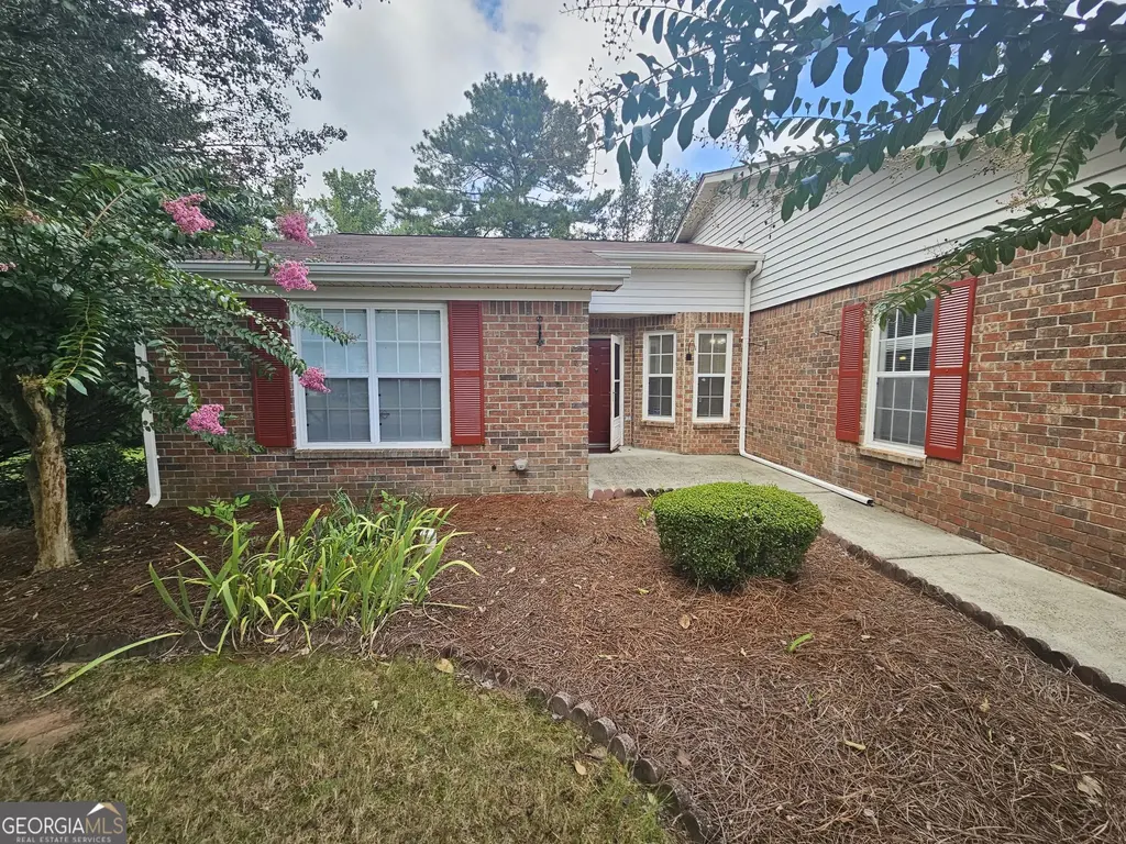 235 Monmouth Drive, Fayetteville