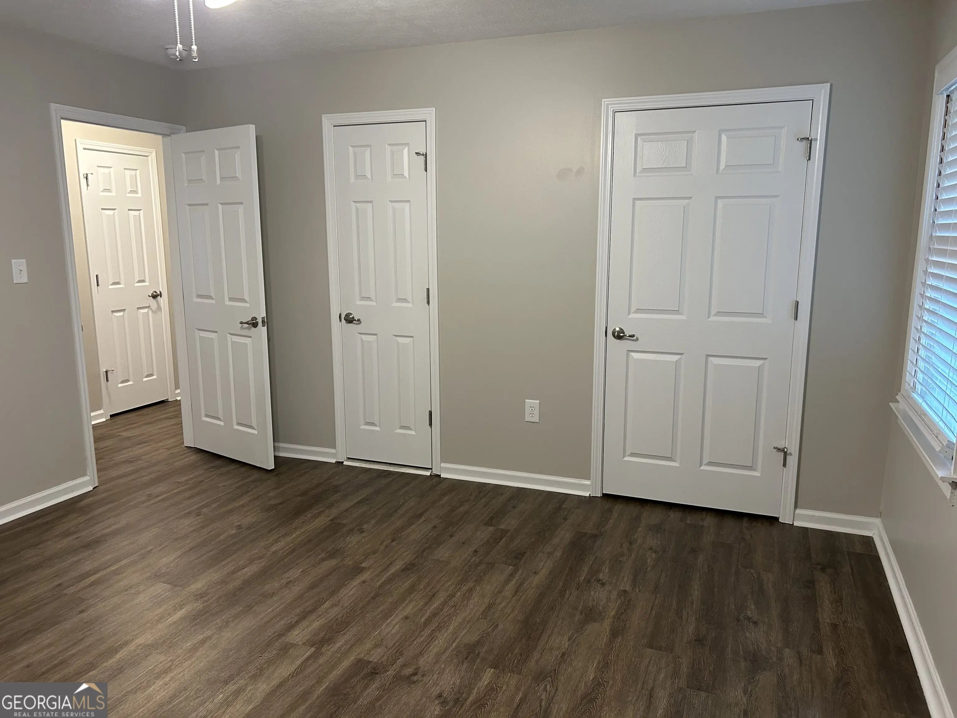 Photo of Listing #10824132