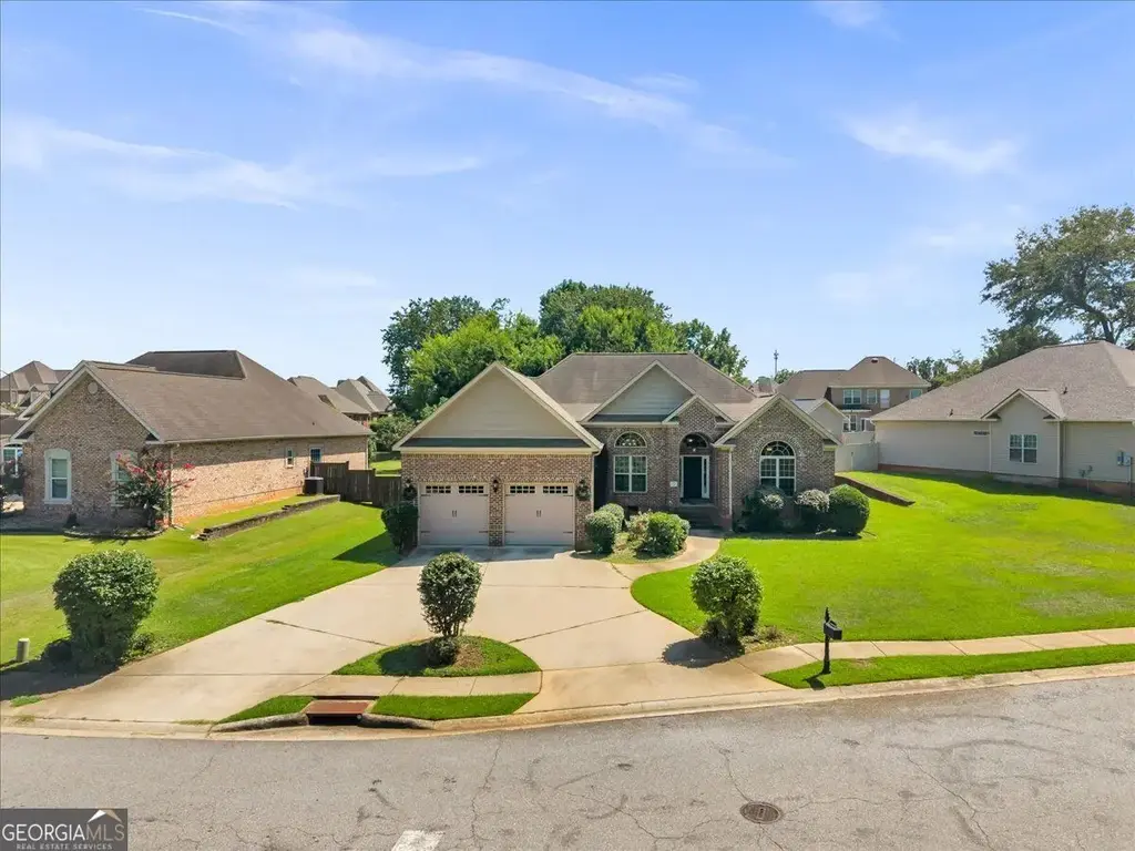 805 Arbor Lane, Centerville