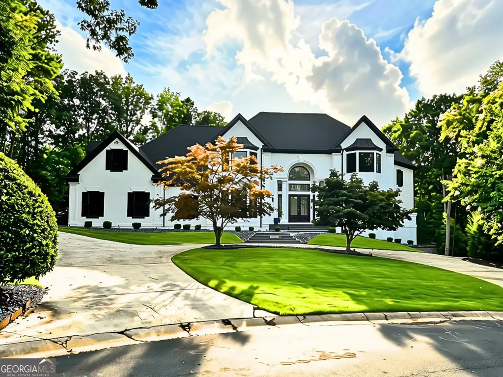 302 Shadow, McDonough