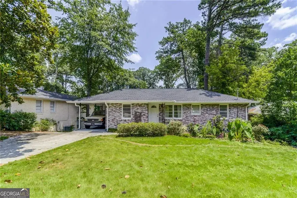 1892 Fairway Circle Ne, Brookhaven