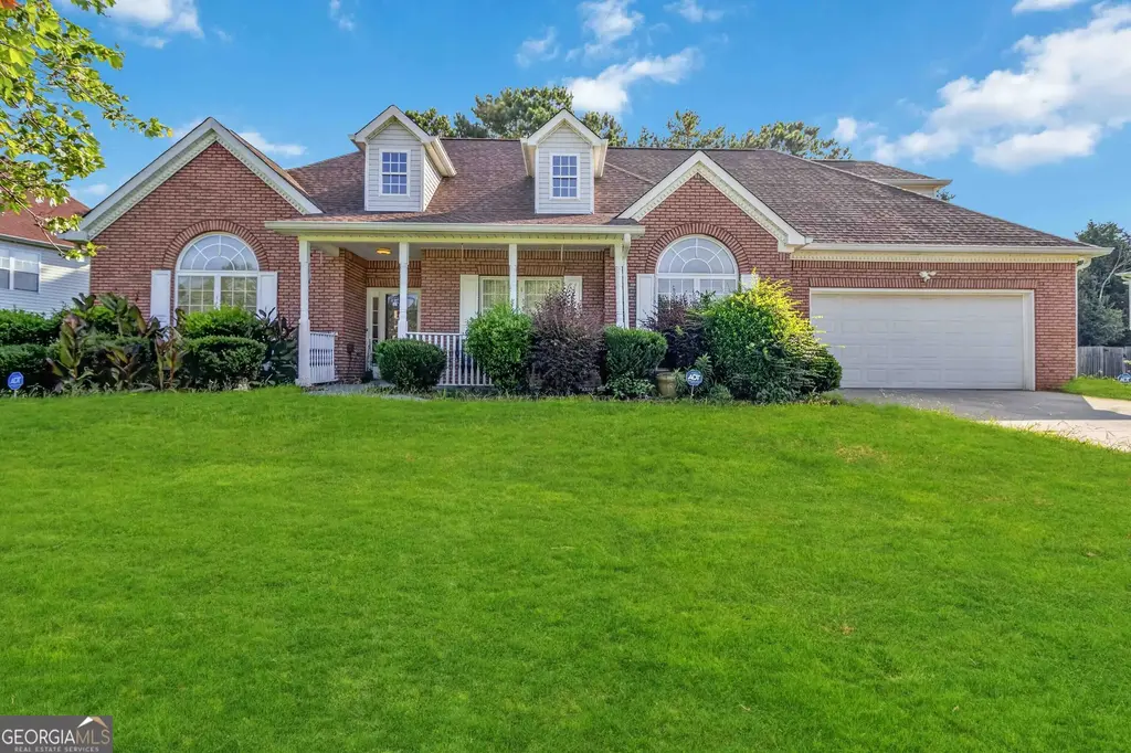 1137 E Shoreview Road, Mcdonough