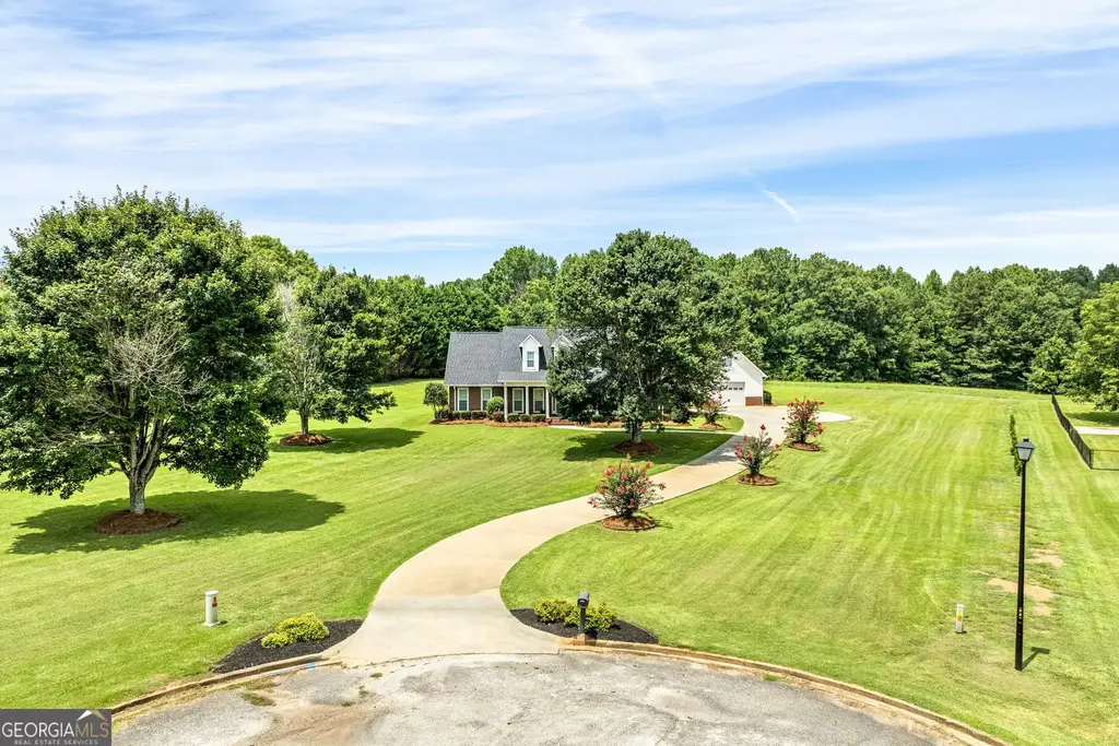 174 Oakview Way, Roanoke