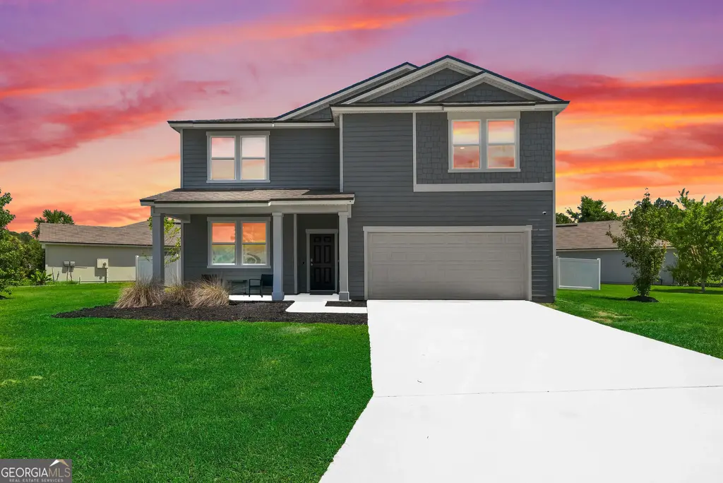 93 Landing Boulevard, Woodbine