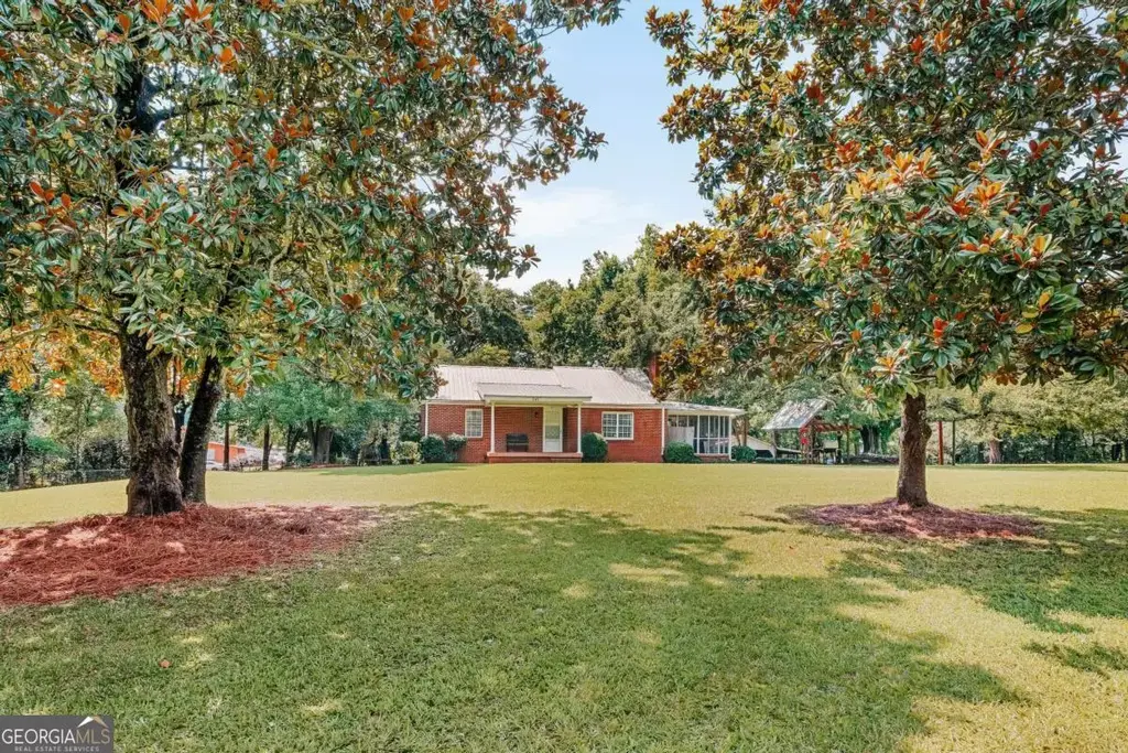 345 Jefferson River Road, Athens