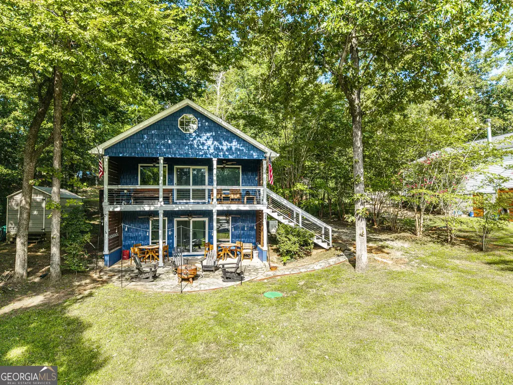 249 S Poinsettia Place, Sparta