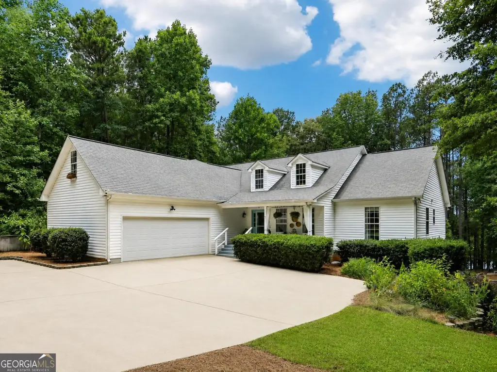 79 Driftwood Court, Newnan