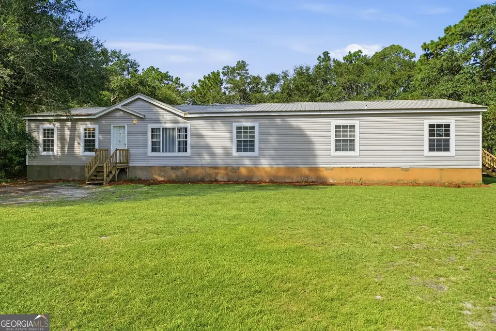276 Price Road, Waverly