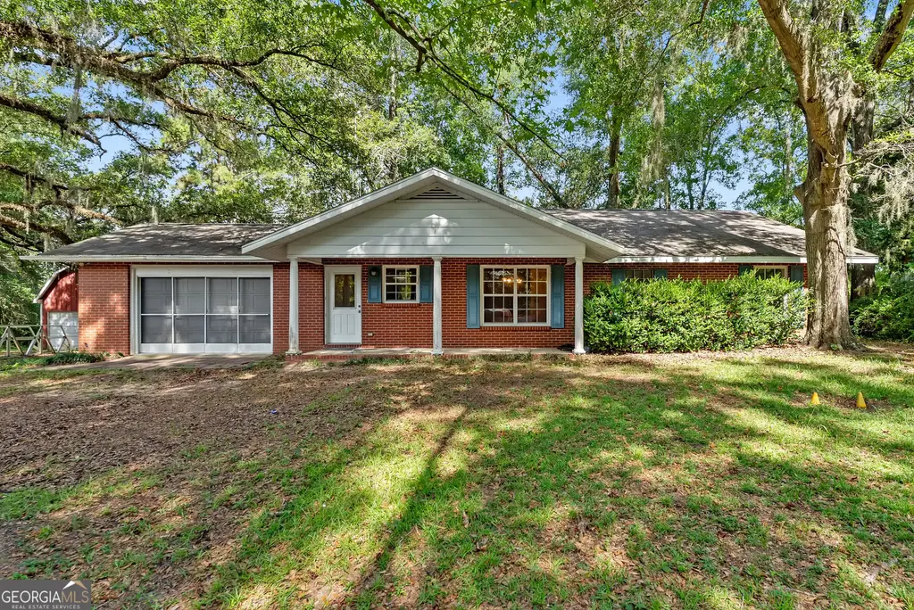 139 Riverview Drive, Bainbridge