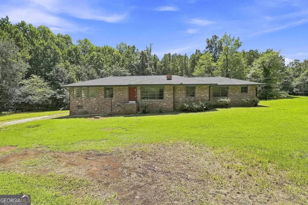 490 Mehaffey Drive, Fairburn