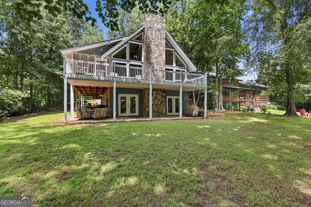 675 Currahee Ridge Road, Toccoa