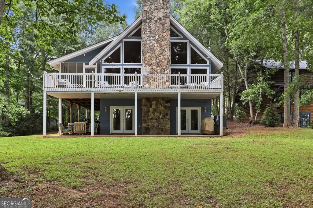 675 Currahee Ridge Road, Toccoa
