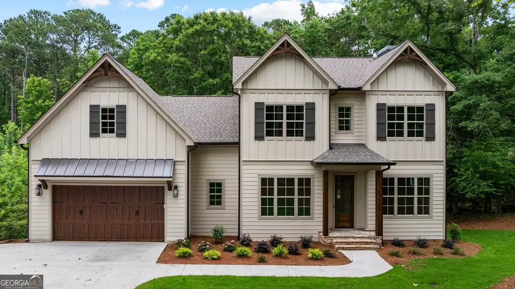 118 Sunny Point Circle, Lagrange