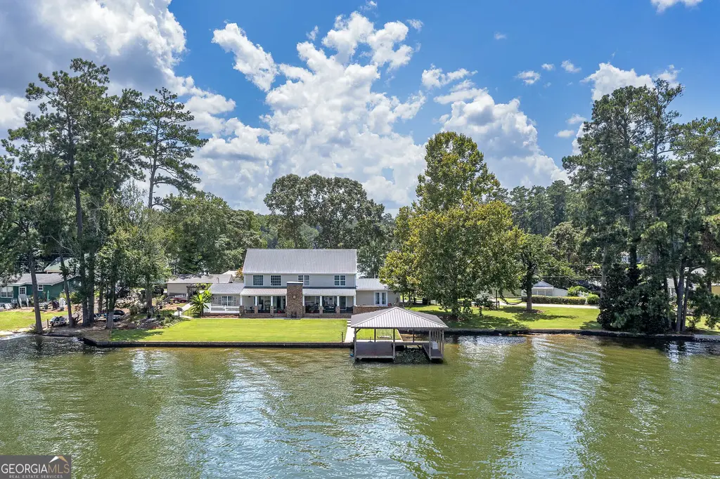 253 Scout Island Road, Jackson