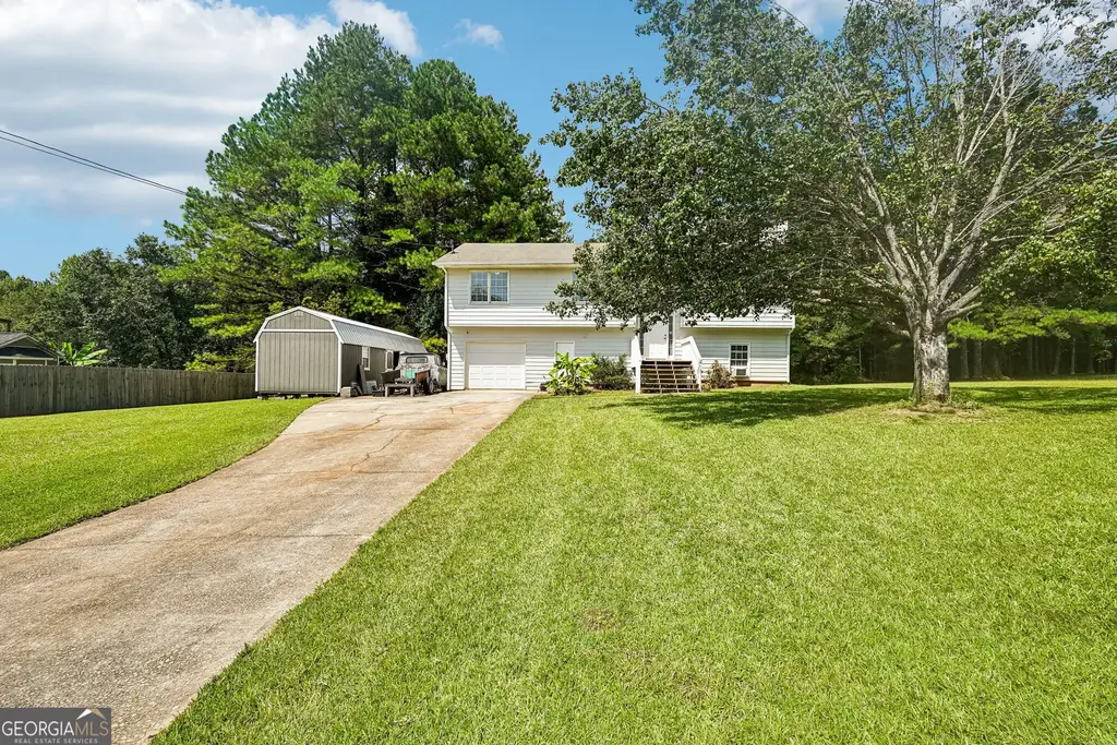 52 Aspen Lake Trace, Newnan
