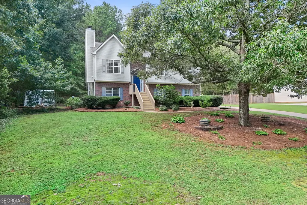 35 Hidden Brook Trail, Newnan