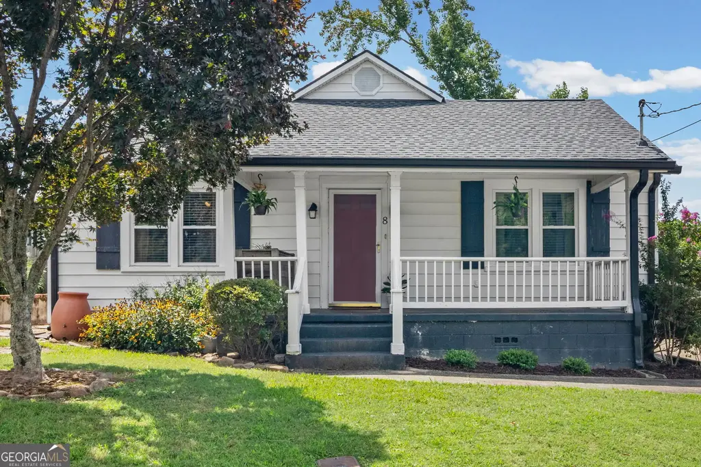 8 6th Street, Newnan