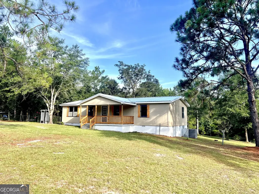 85 Shady Oaks Road, Eastman