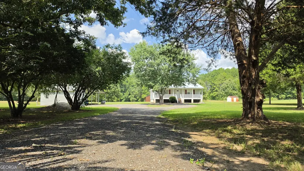 3255 Alvaton Road, Gay