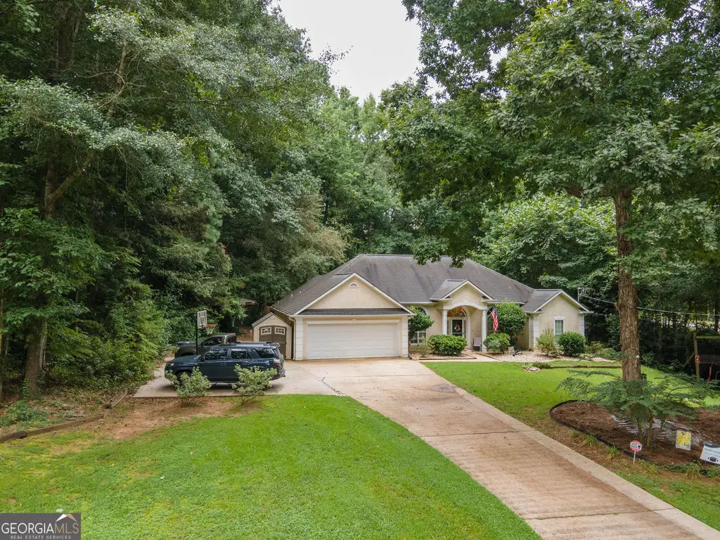 105 Franklin Place, Lagrange