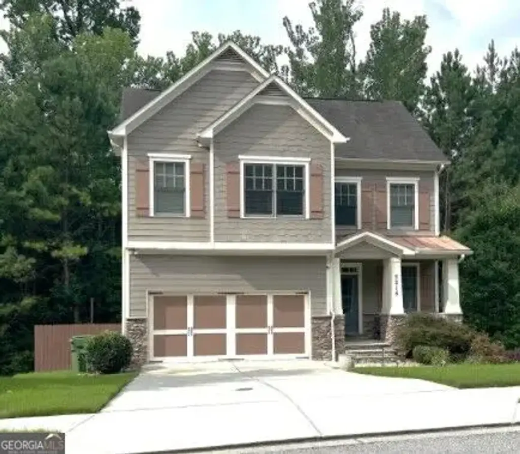 2215 Collins Ridge Drive, Atlanta