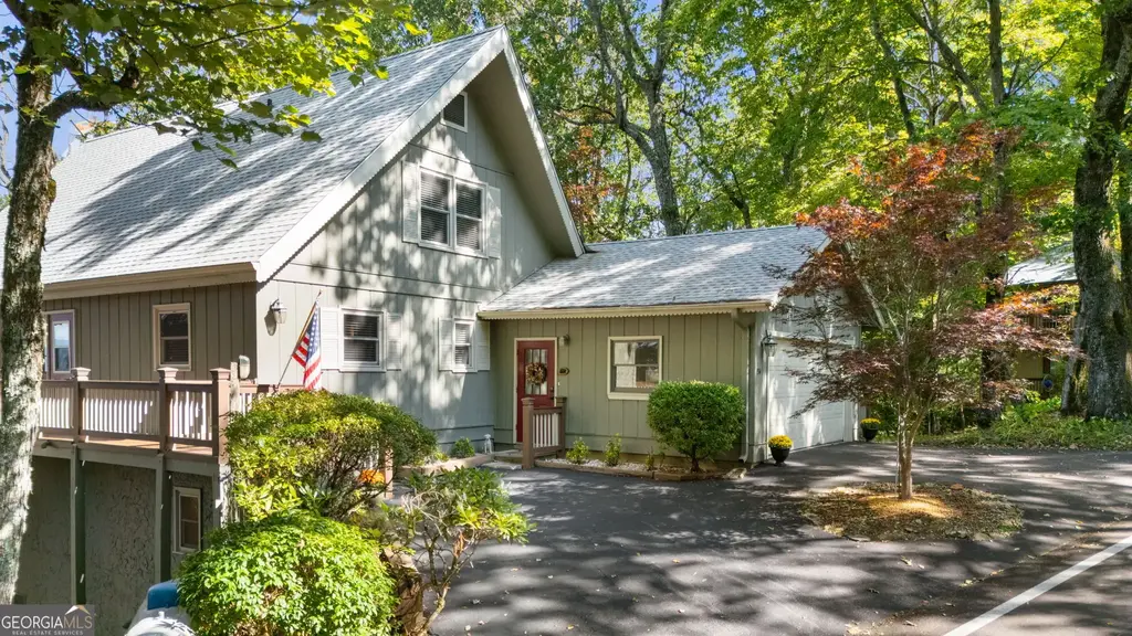 234 Saddleback Circle, Dillard