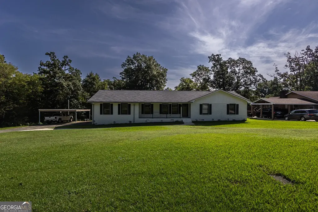 2197 N Jefferson Street Ne, Milledgeville