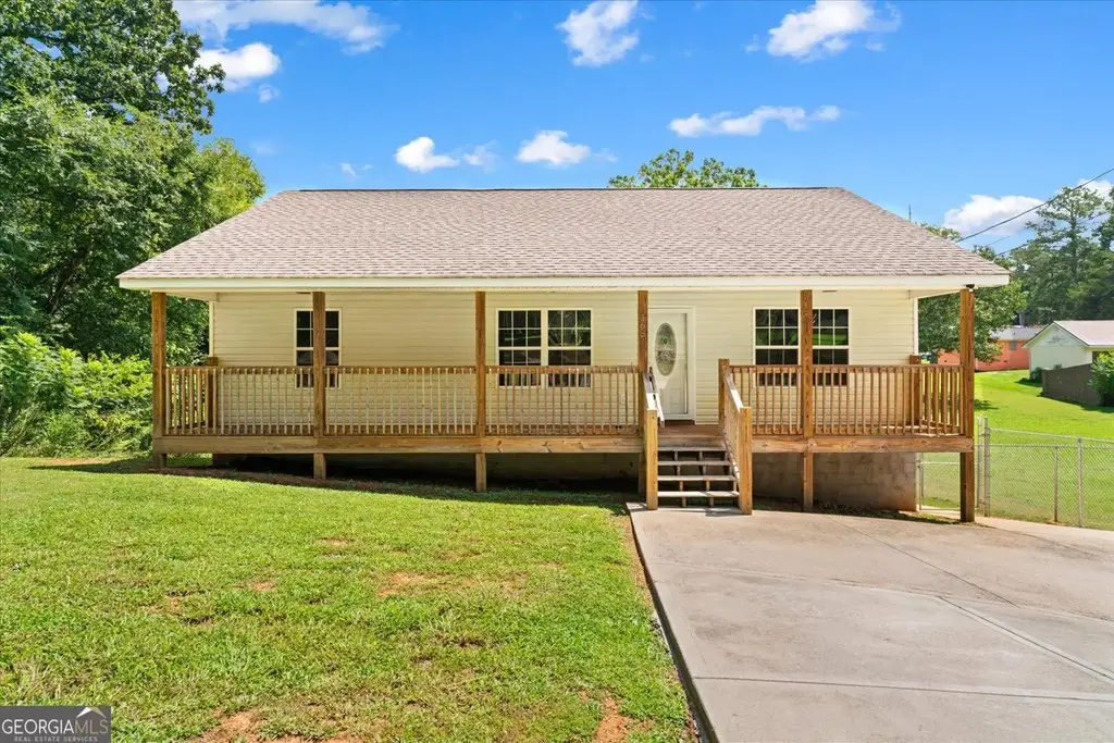 168 Charger Drive, Chatsworth