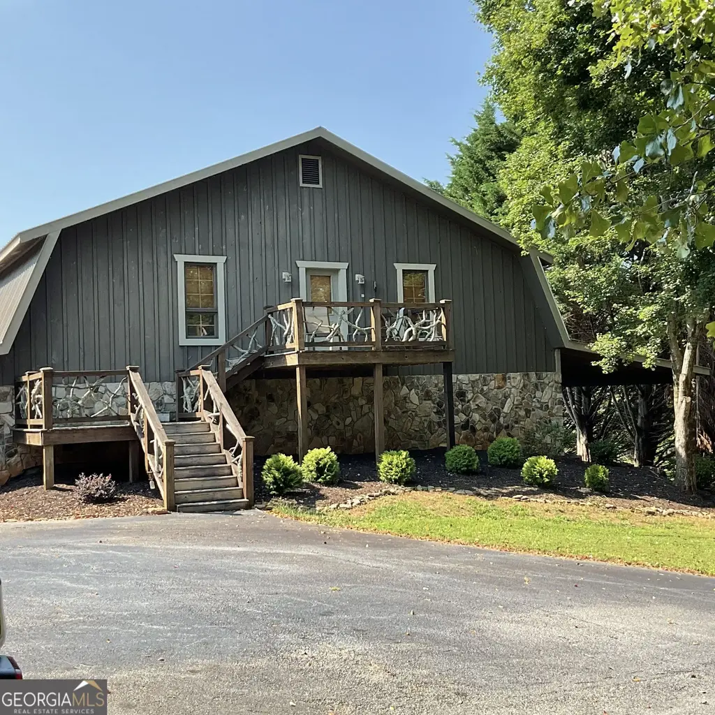 305 Laurel Springs/opossum, Long Creek